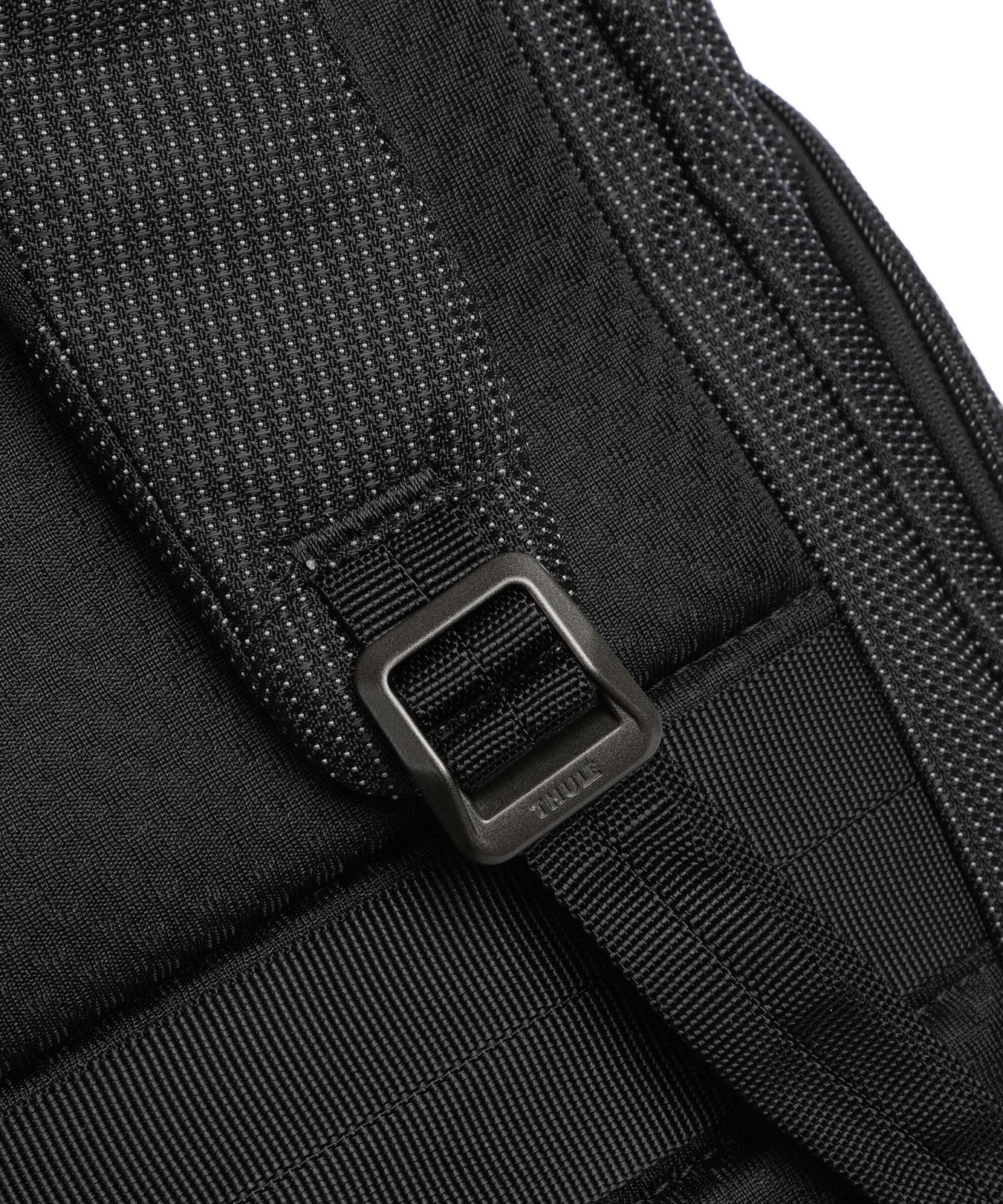 Thule Crossover 2.0 30 Laptop backpack black