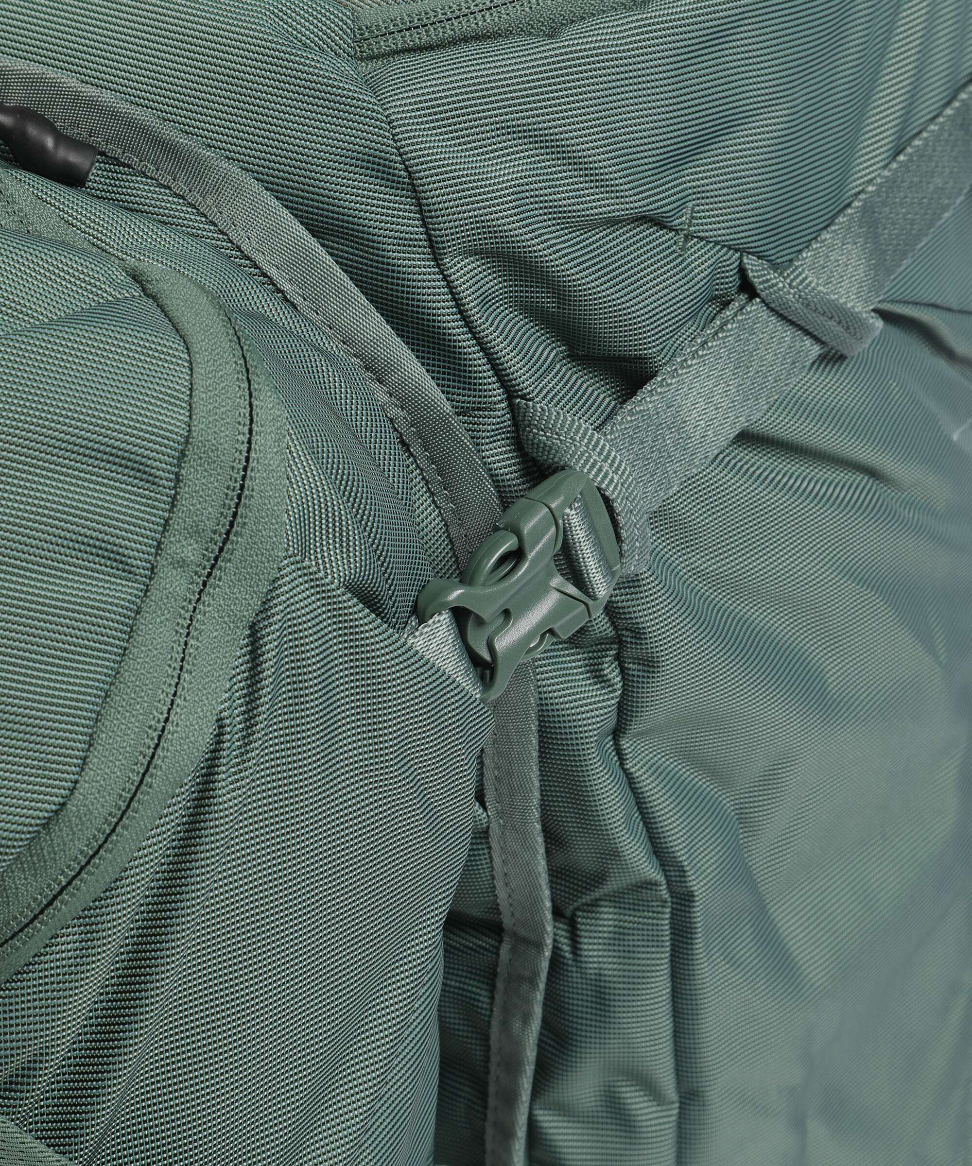 Thule Landmark 60 Travel backpack hazy green