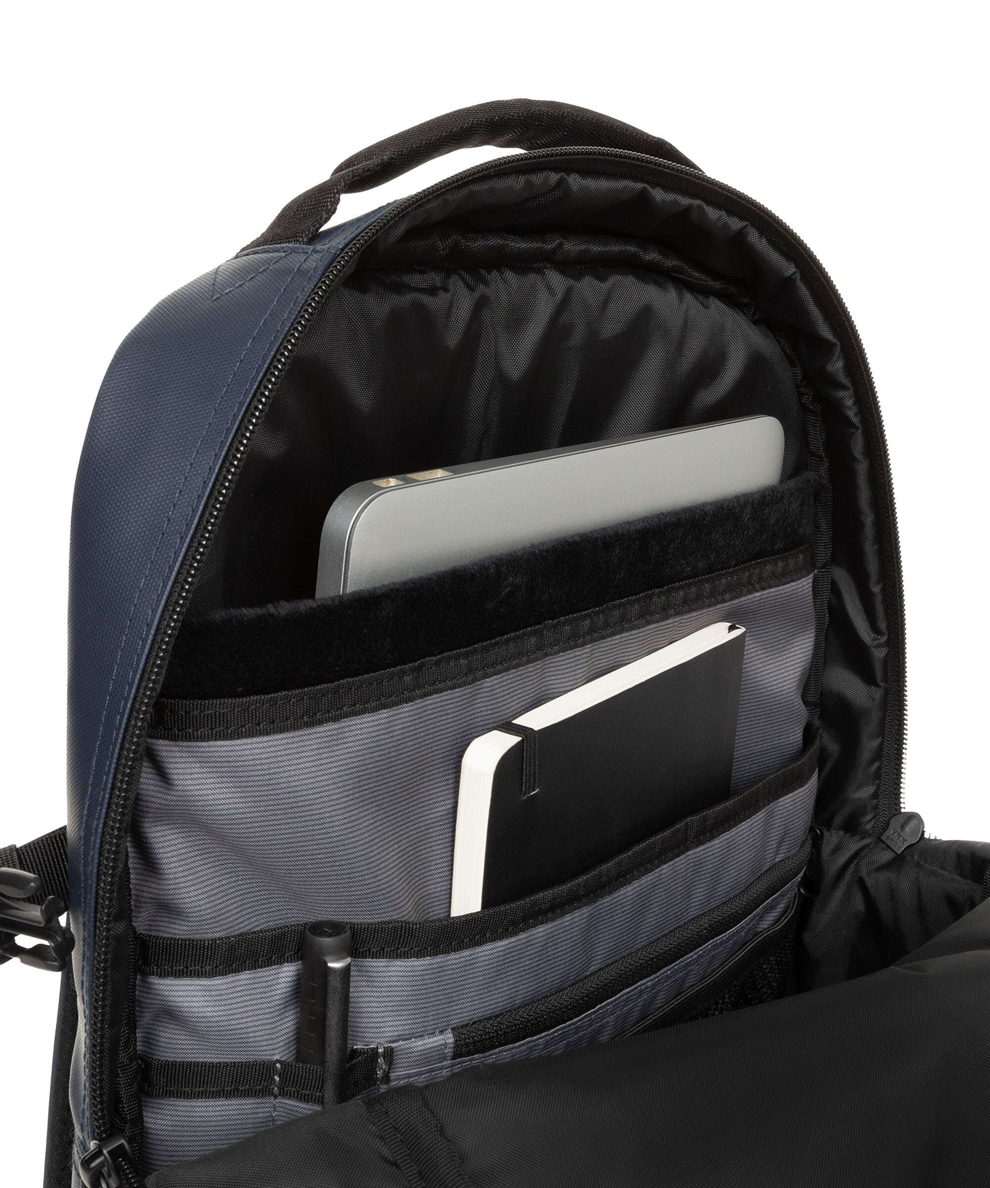 Eastpak Tecum Cnnct M Backpack admiral