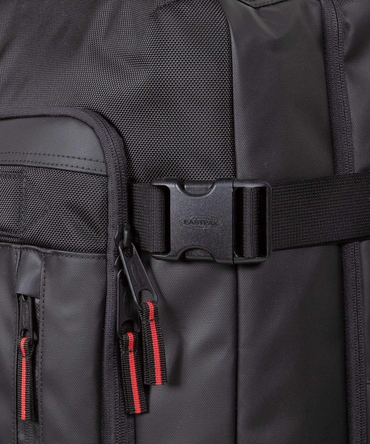 Eastpak Cnnct Tranverz L Travel bag with wheels top black