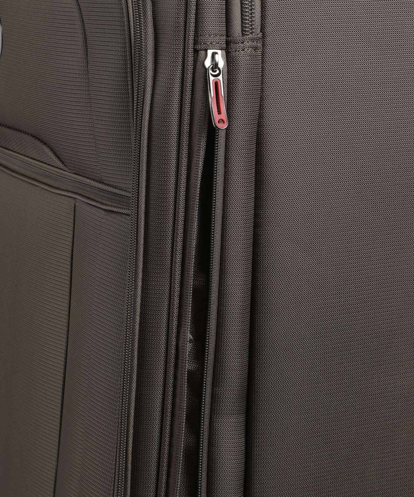 Delsey Paris Helium Dlx Spinner (4 wheels) mokka