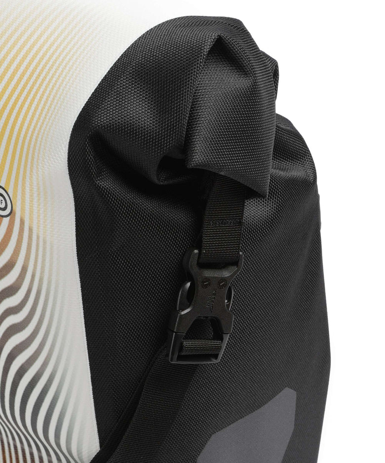 Ortlieb Back-Roller Design 20 Bike pannier route no one