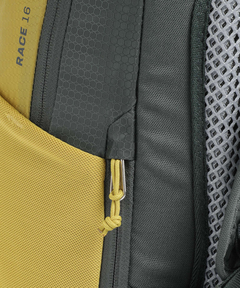 Deuter Race 16 Backpack turmeric/ivy