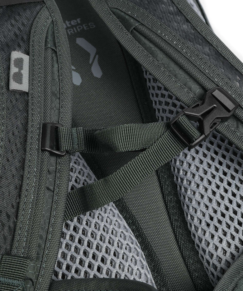 Deuter Race 8 Backpack sprout ivy