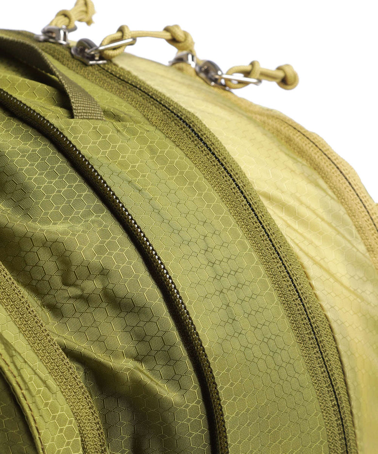 Deuter Race Air 14+3 Backpack linden/cactus