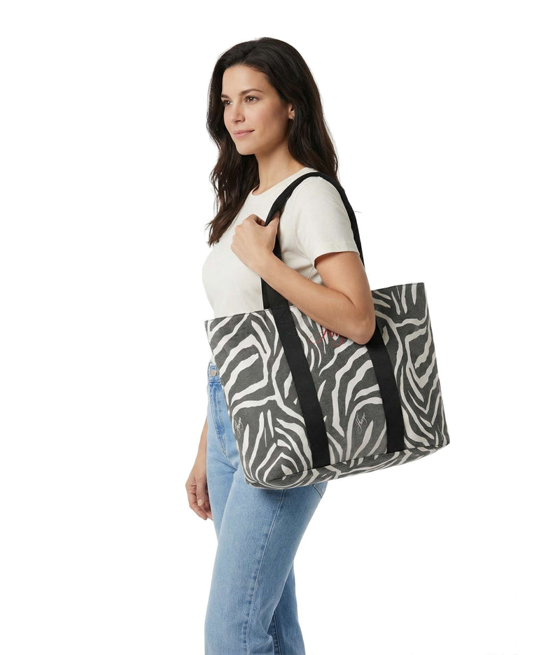 Hugo Becky Tote bag open miscellaneous