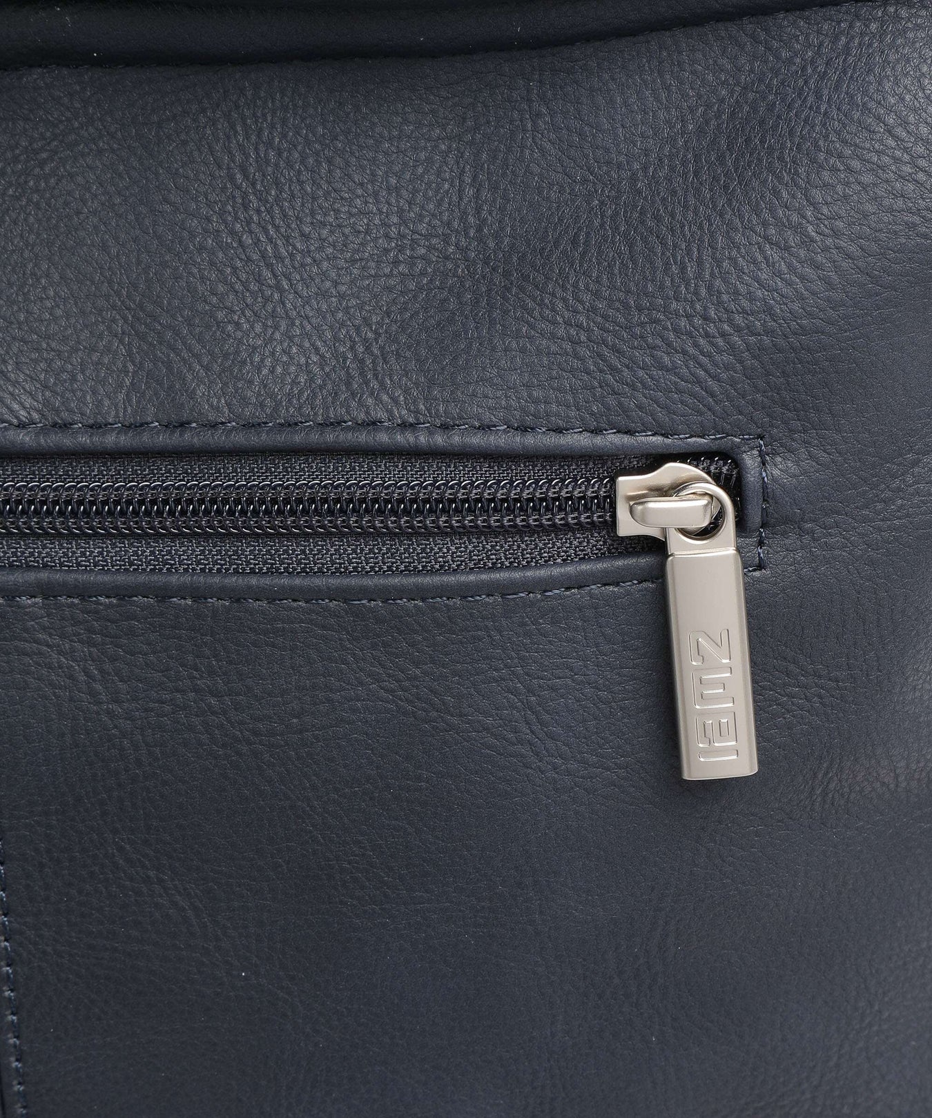 Zwei Mademoiselle.M M12 Hobo bag nubuk ink