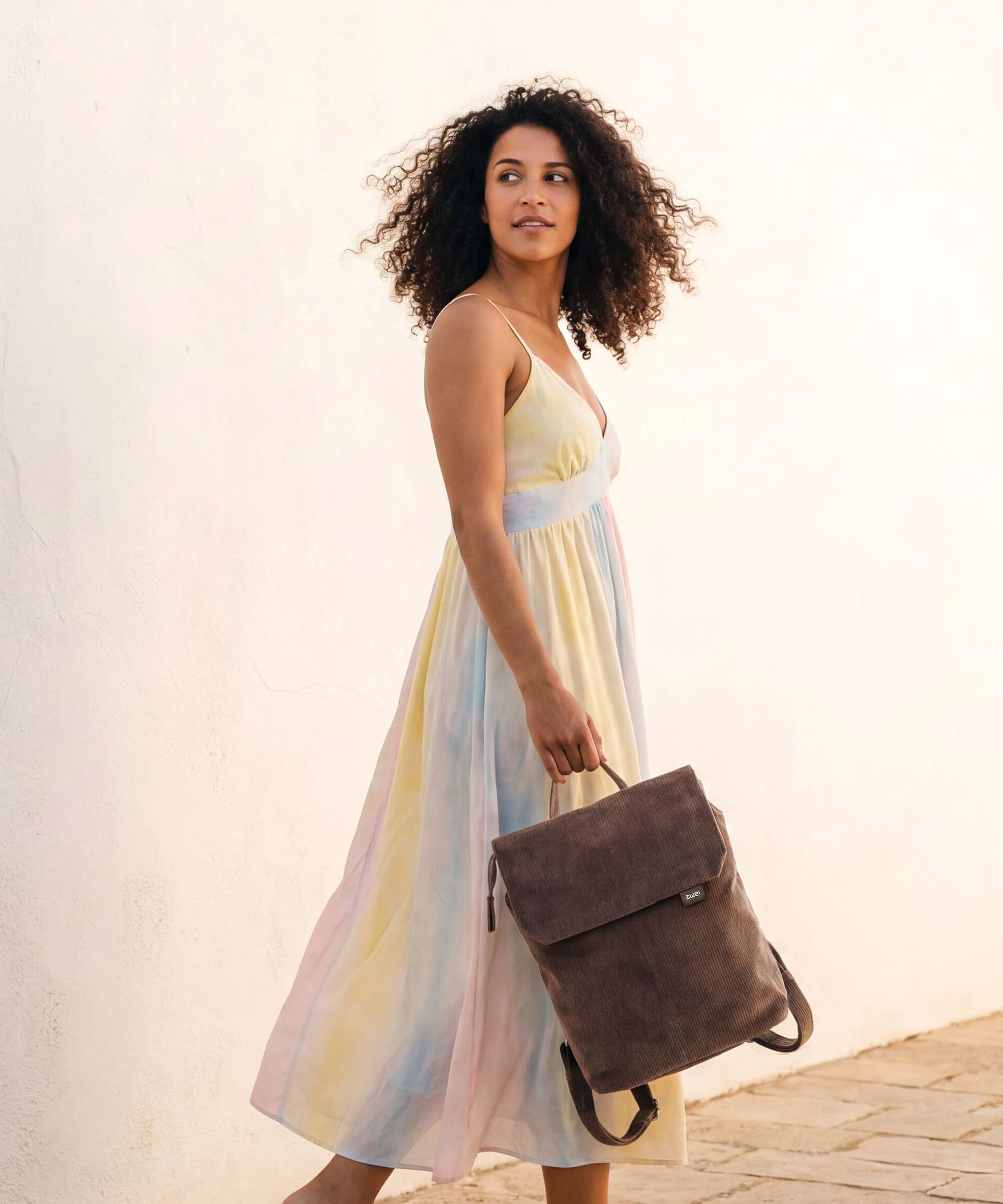 Zwei Mademoiselle.M MR13 Backpack cord/wood