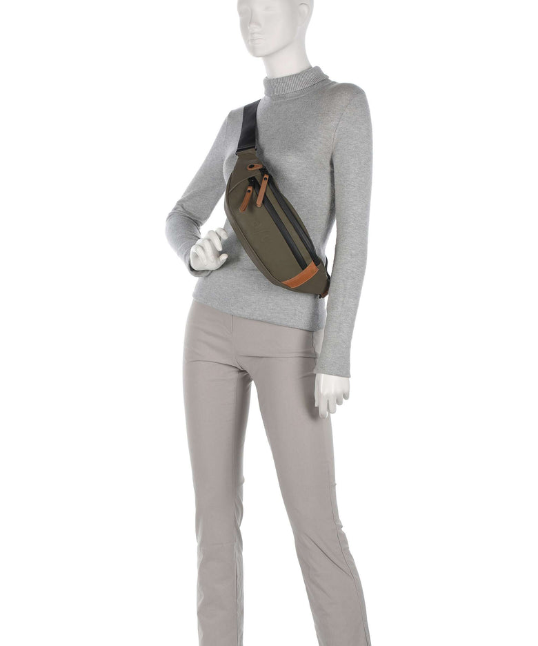 Aunts & Uncles Japan Ichikawa Belt bag fallen rock