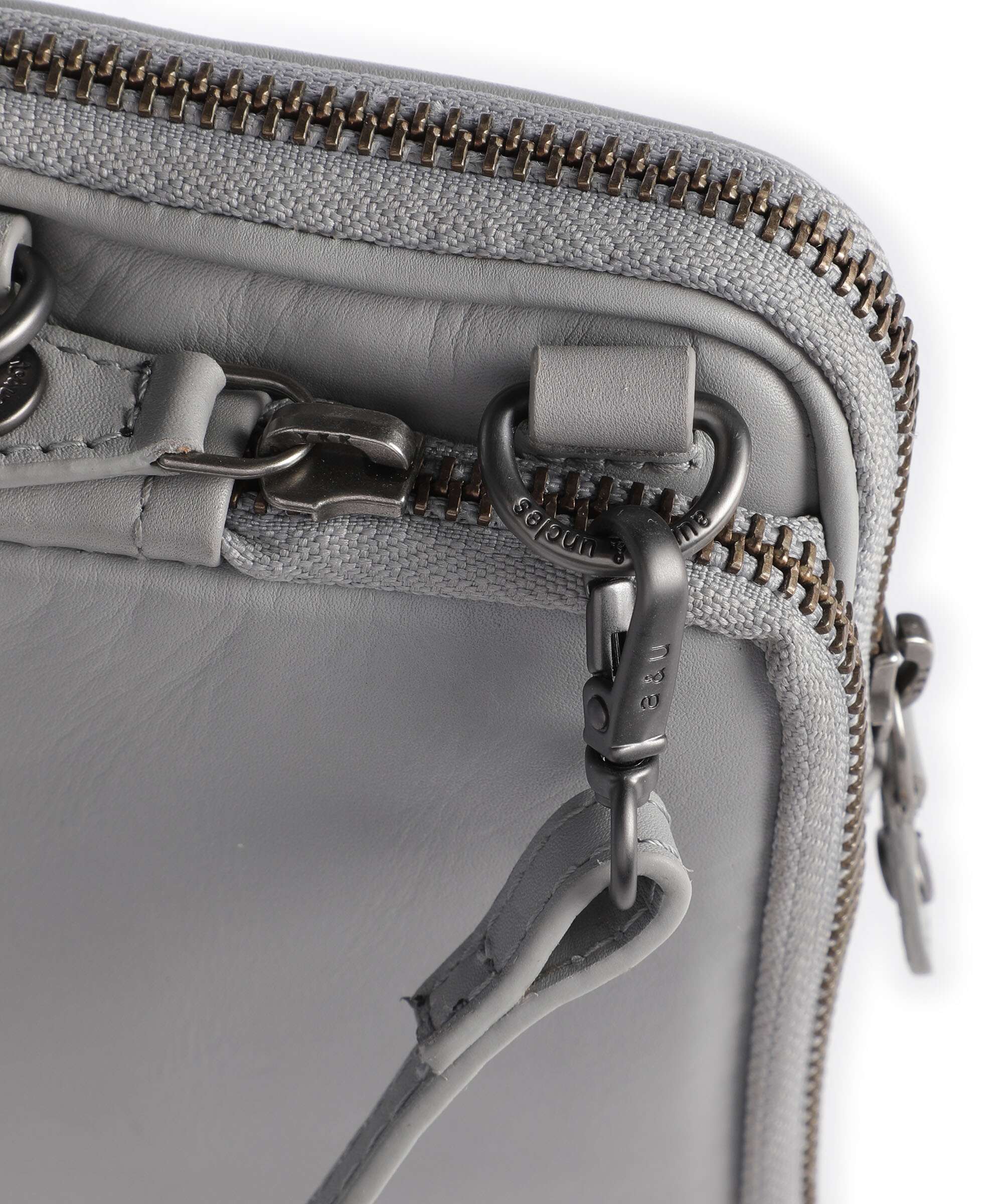 Aunts & Uncles Jamie's Orchard Prune Phone bag circular