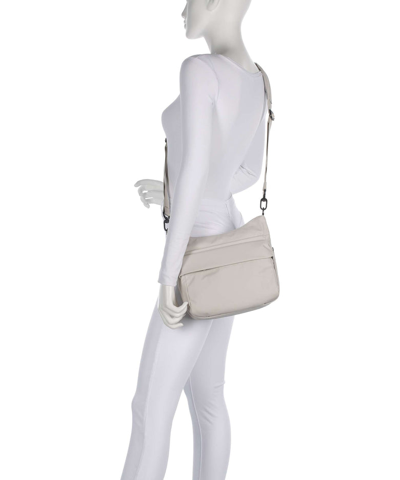Aunts & Uncles Japan Lite Nanuki Crossbody bag linen