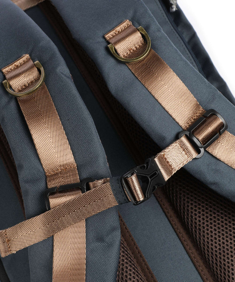 Doughnut Reborn Colorado Backpack lake