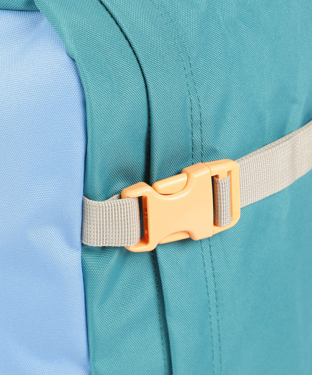 Cabin Zero Classic 36 Travel backpack paradise