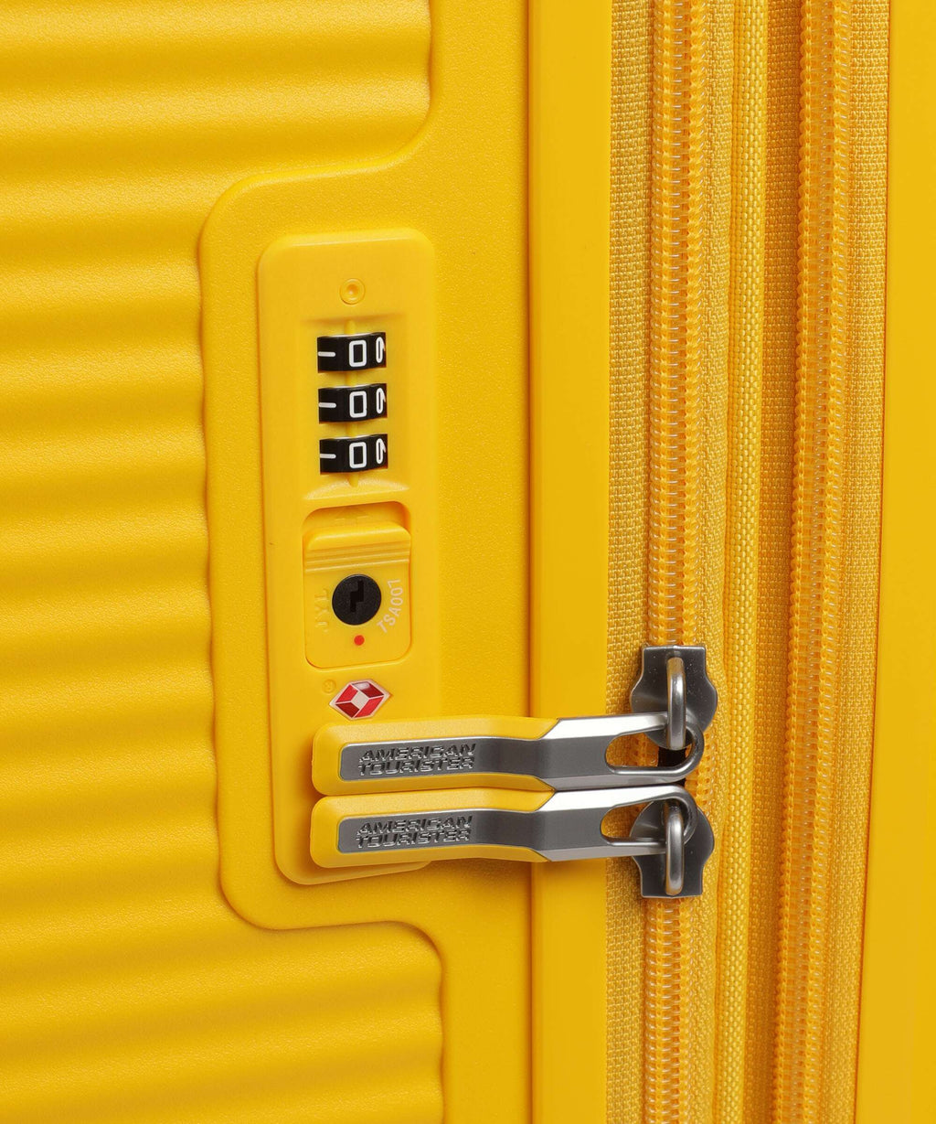 American Tourister Soundbox Spinner (4 wheels) golden yellow