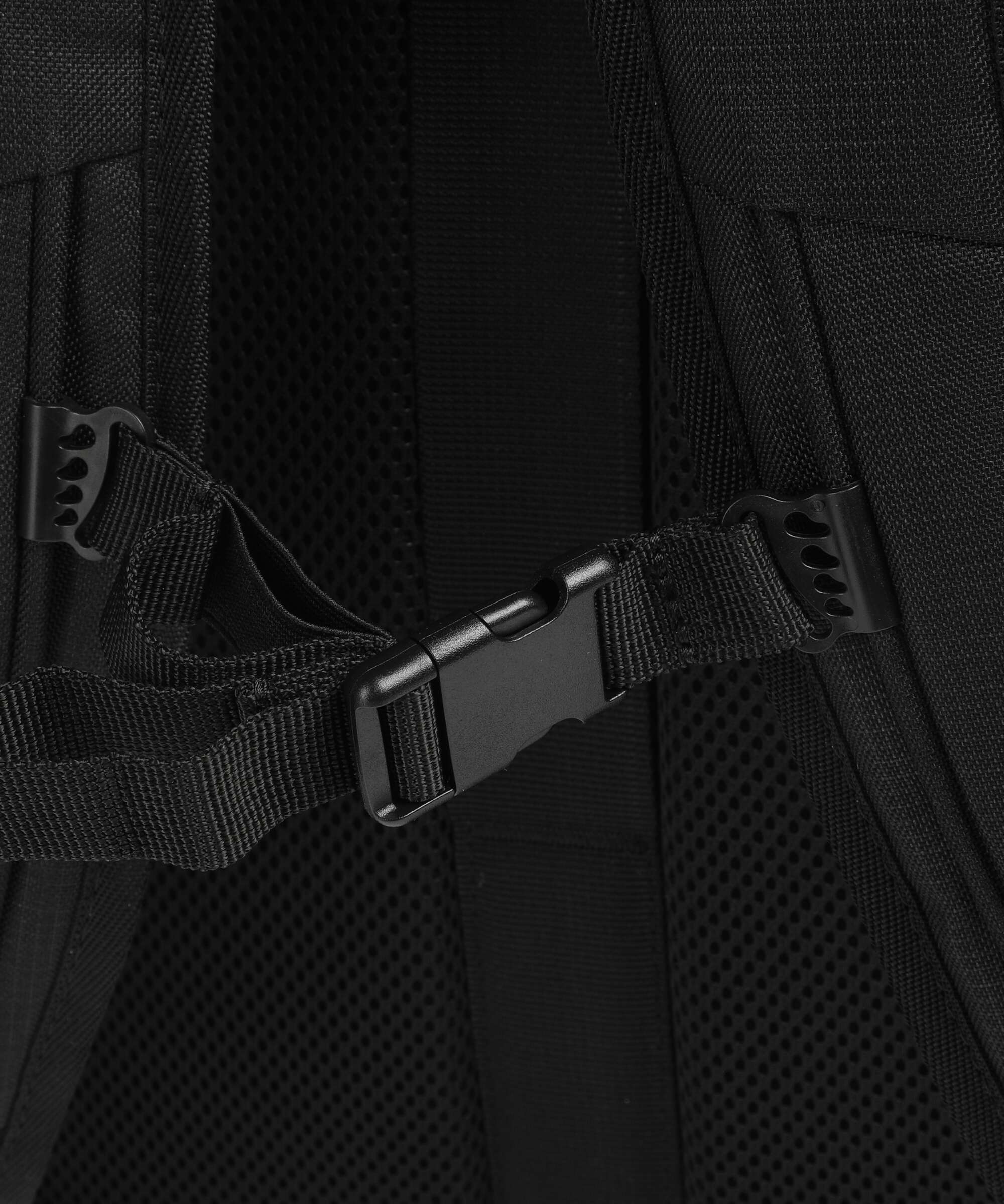 Samsonite Roader M Travel backpack deep black