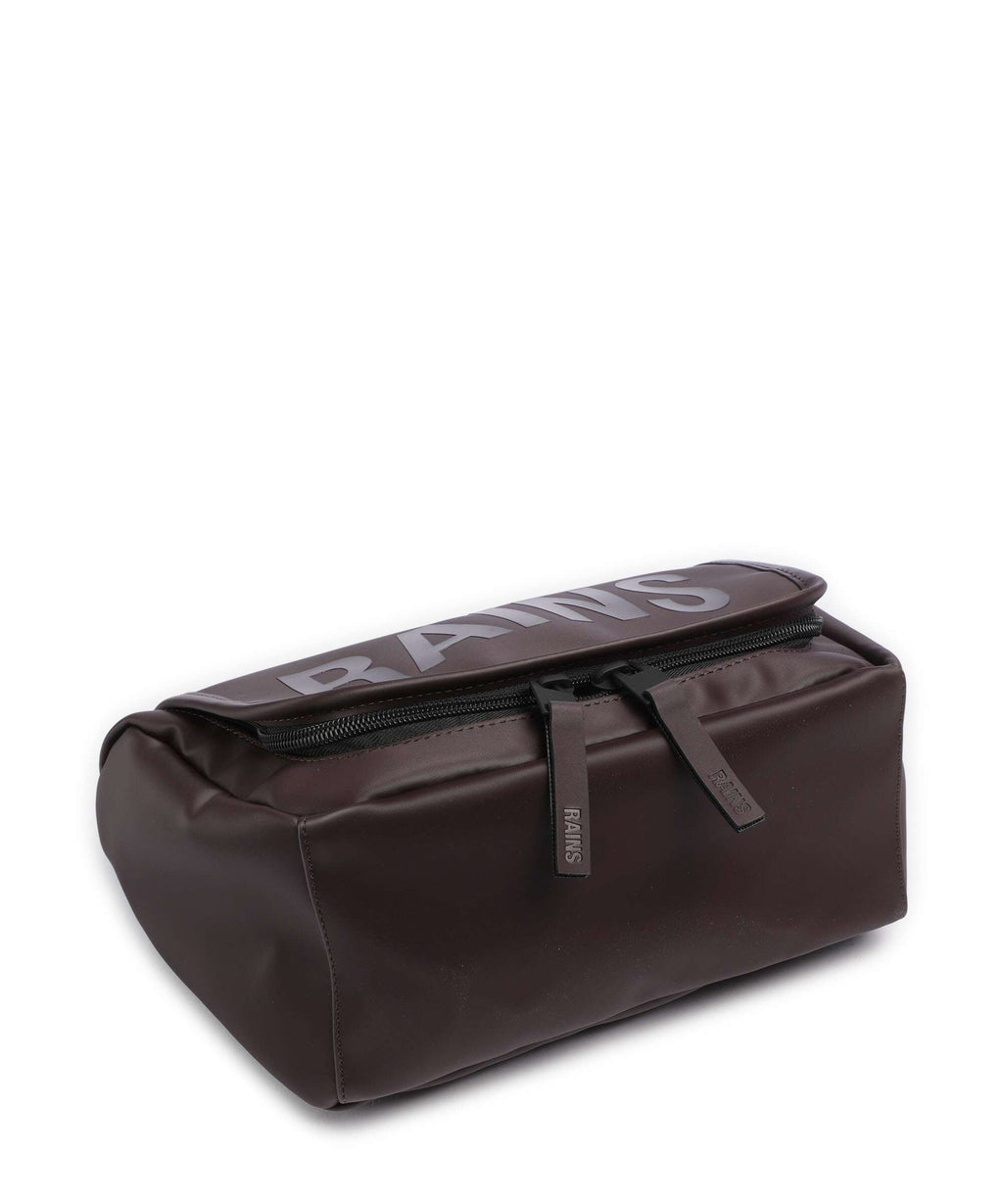 Rains Texel Toiletry bag depth