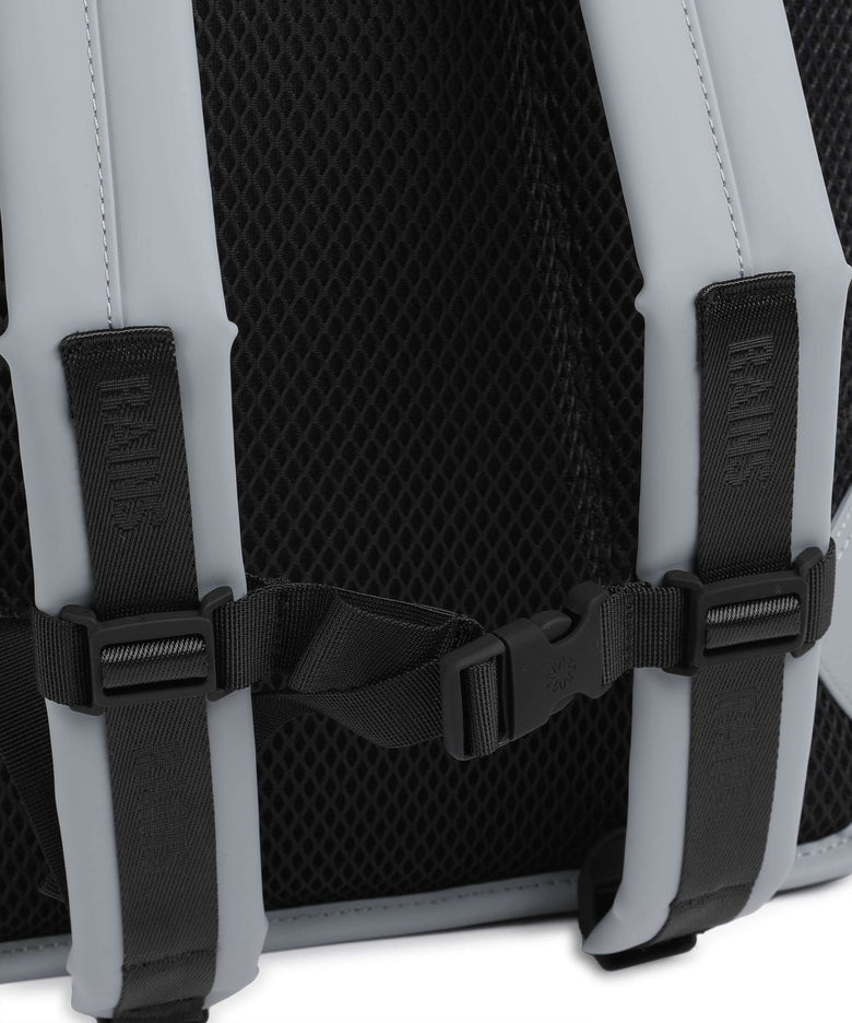 Rains Trail Mountaineer Rolltop backpack pool