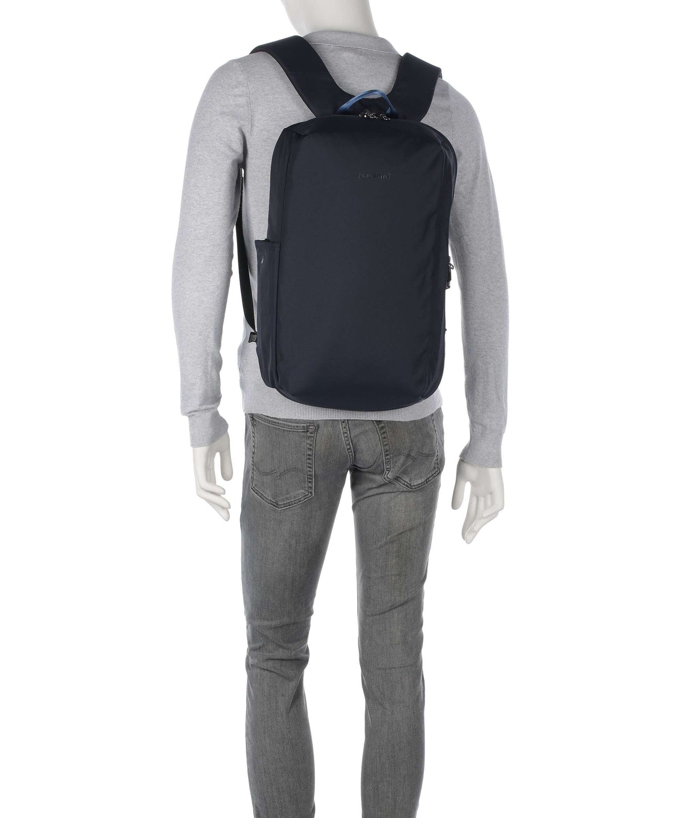 Pacsafe V 16 Backpack ocean
