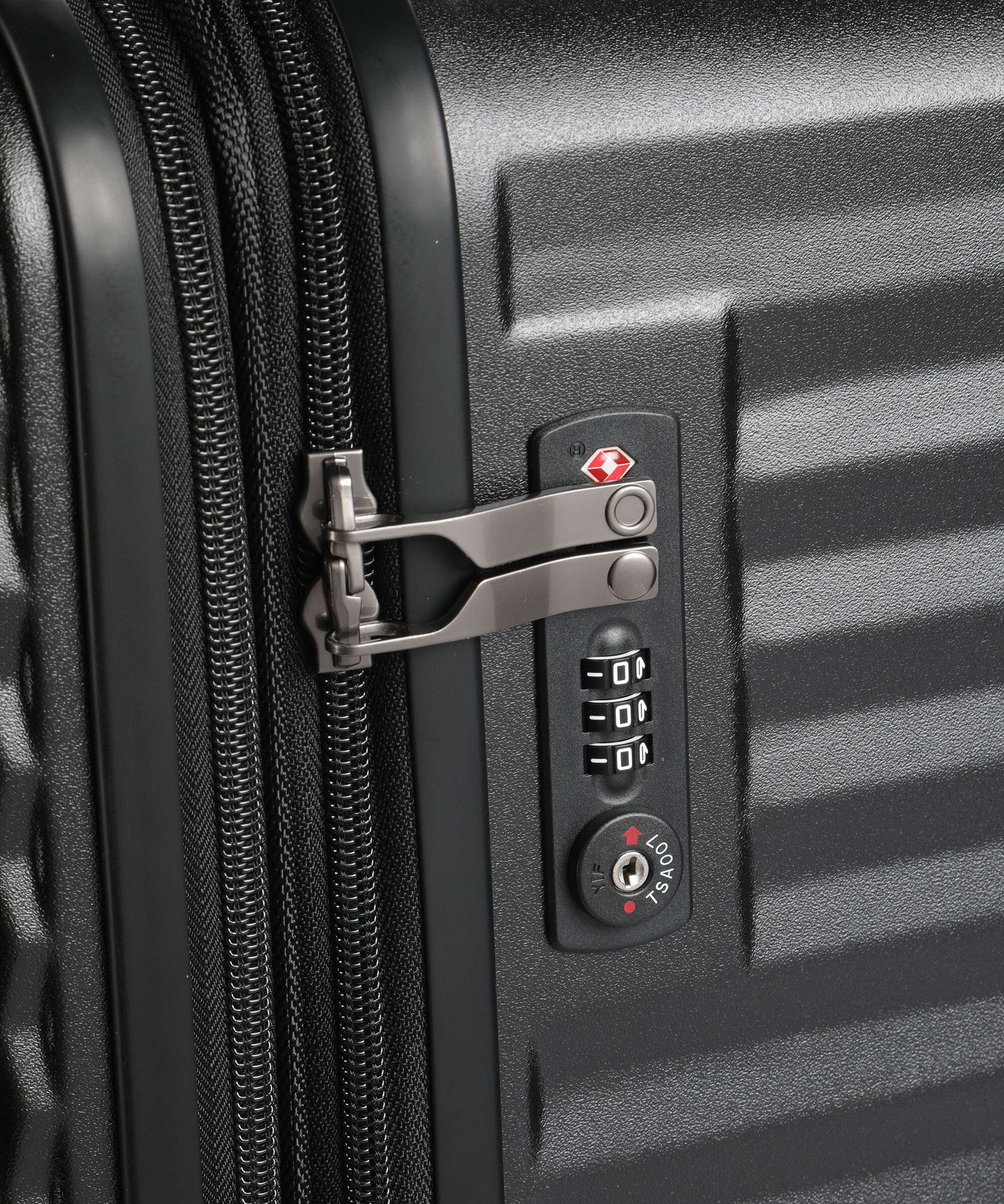 Echolac Celestra BLX L Spinner (4 wheels) black