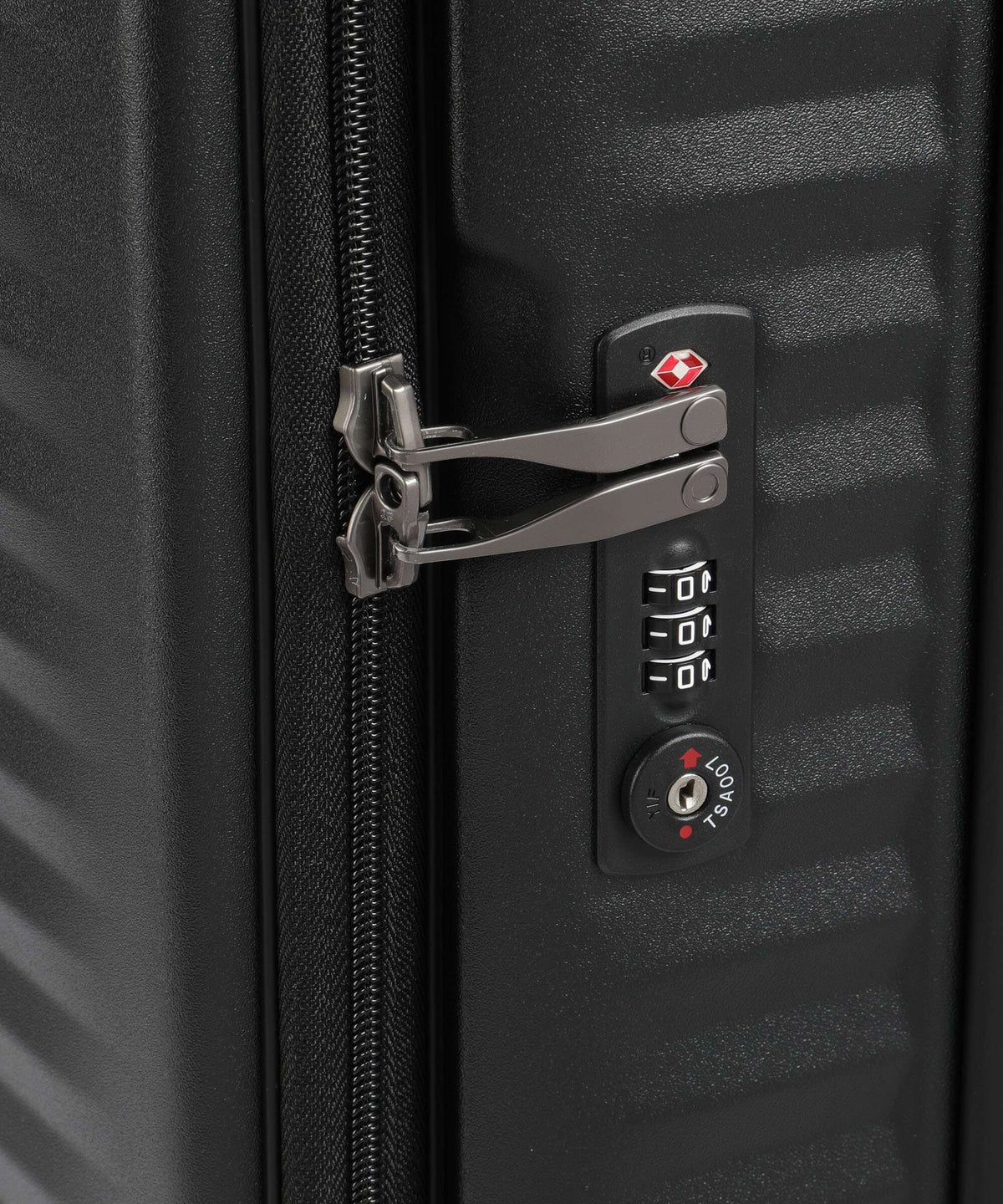 Echolac Celestra SuperTunk XT L Spinner (4 wheels) black