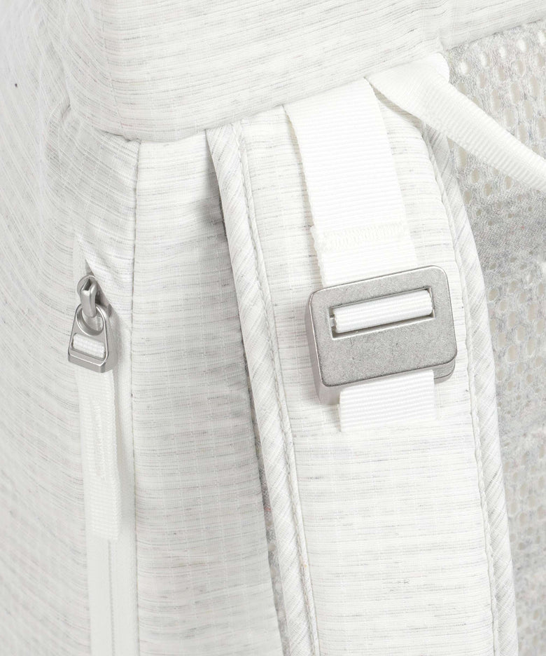 Db Hugger 30 Backpack clean slate