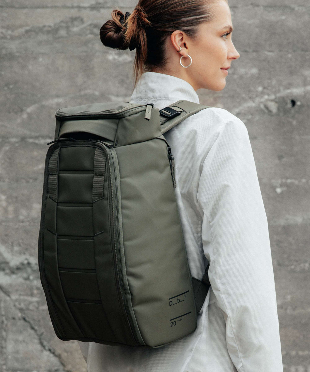 Db Hugger 20 Backpack oatmilk