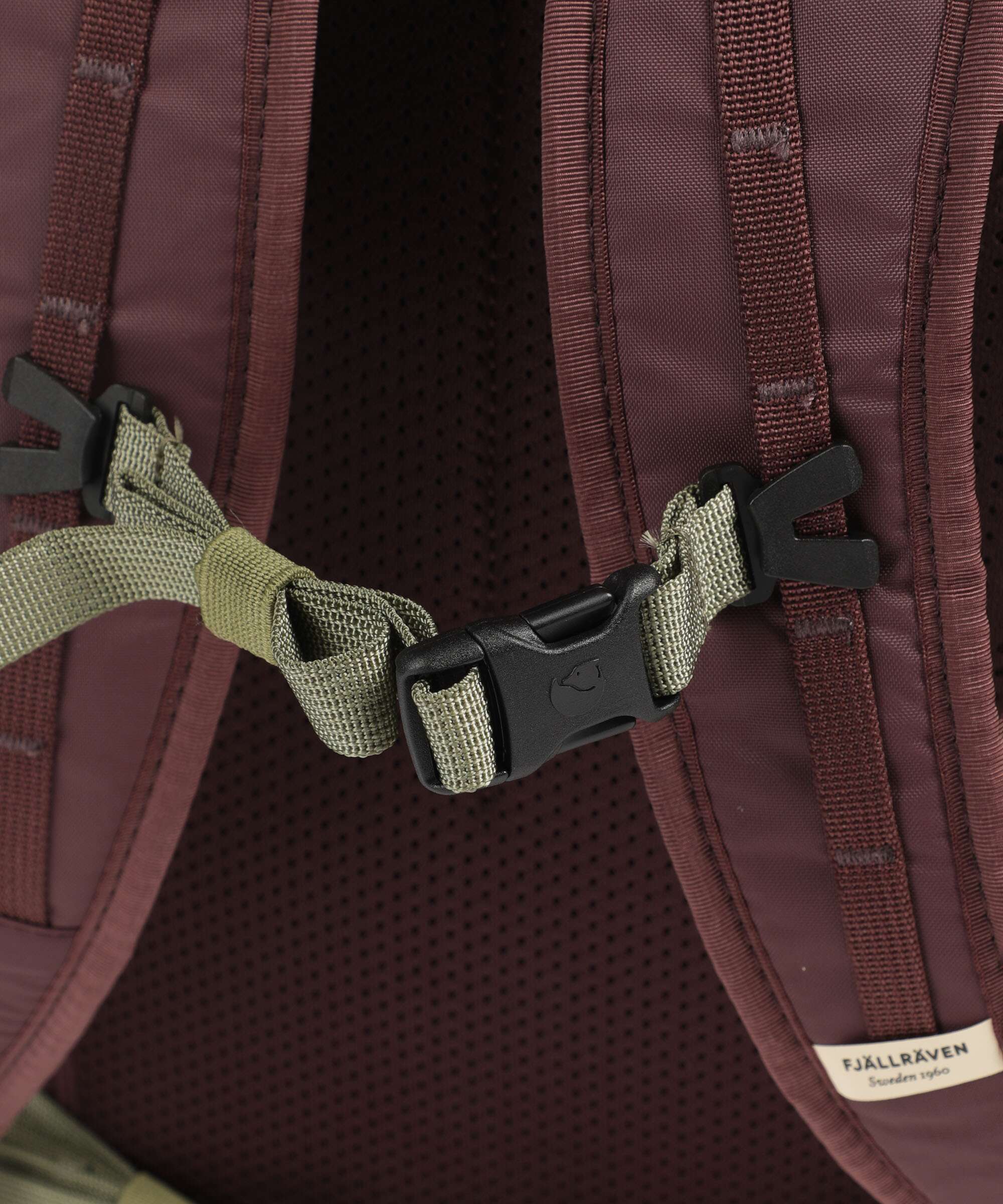 Fjällräven High Coast 24 Rolltop backpack blackberry