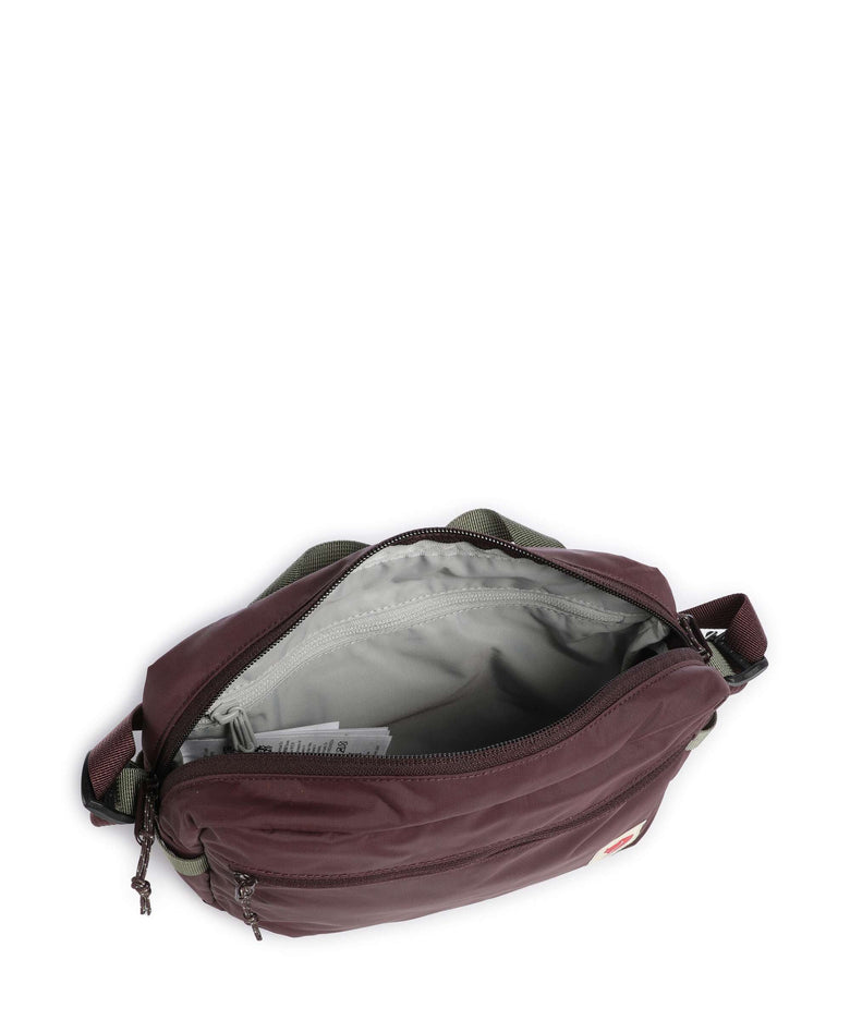 Fjällräven High Coast Crossbody bag blackberry