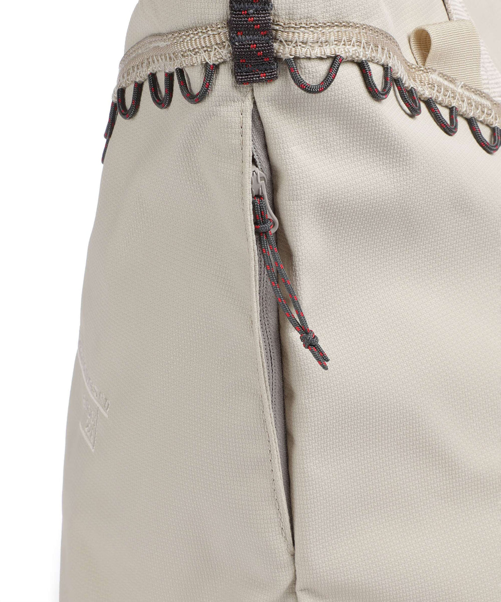 Klättermusen Baggi 22L Tote bag silver/creme