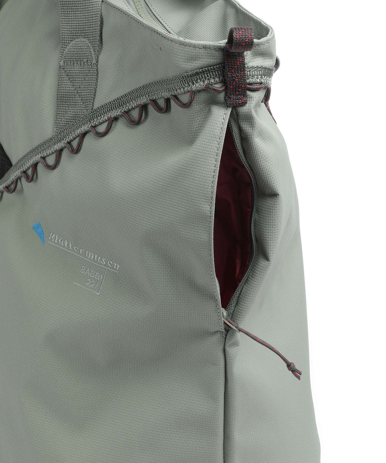 Klättermusen Baggi 22 Hobo bag faded green