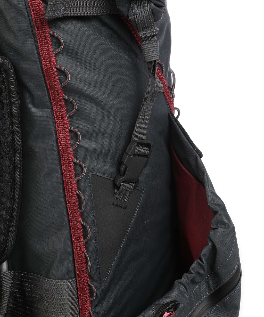 Klättermusen Vån WP 38L Hiking backpack raven