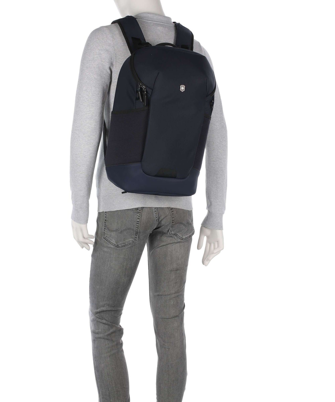 Victorinox Altmont Modern Commuter Backpack navy blue