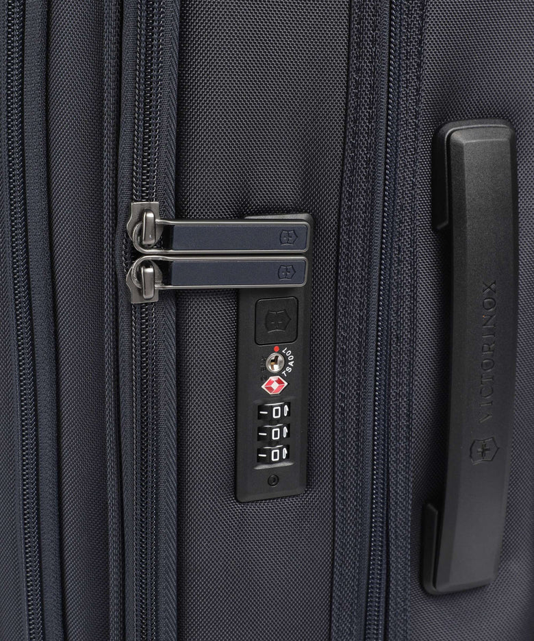 Victorinox Werks Traveler 7.0 GCO Spinner (4 wheels) navy blue