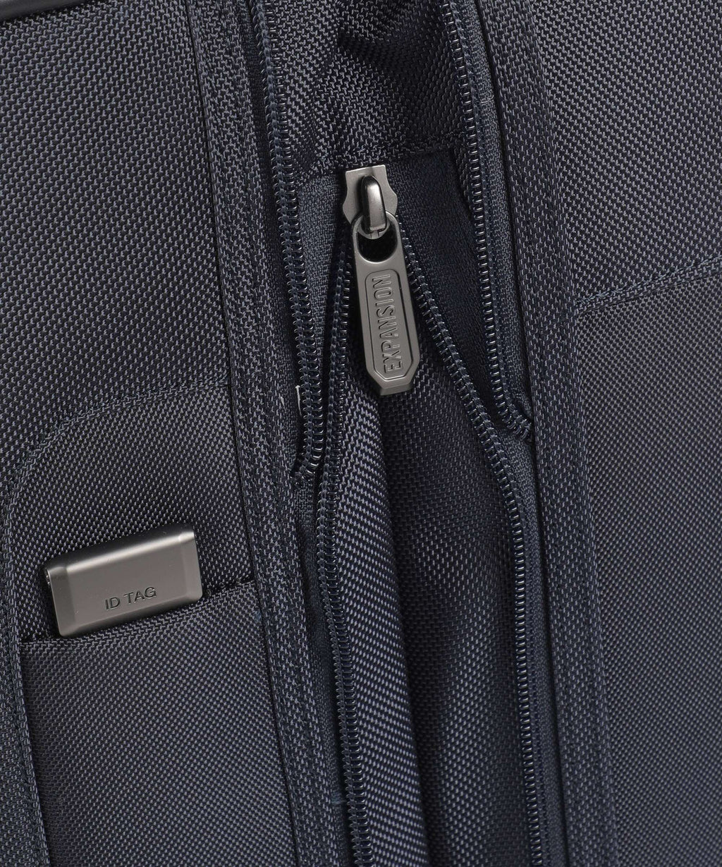 Victorinox Werks Traveler 7.0 GCO Spinner (4 wheels) navy blue