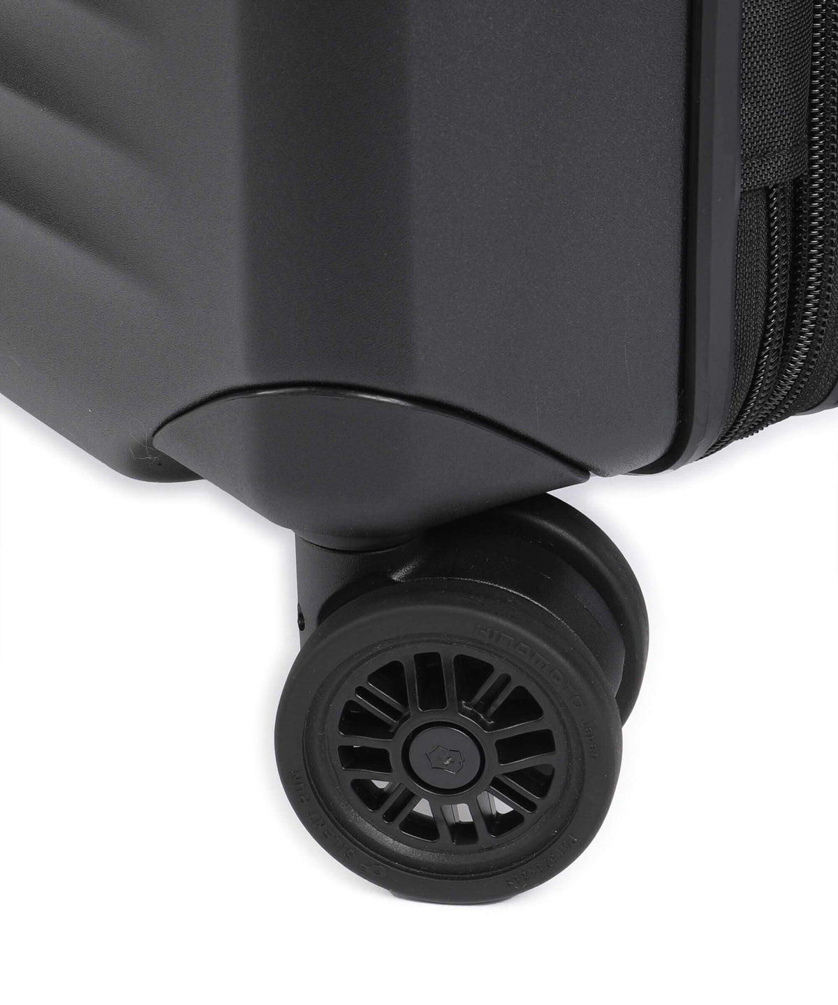 Victorinox Airox Advanced GCO Spinner (4 wheels) black