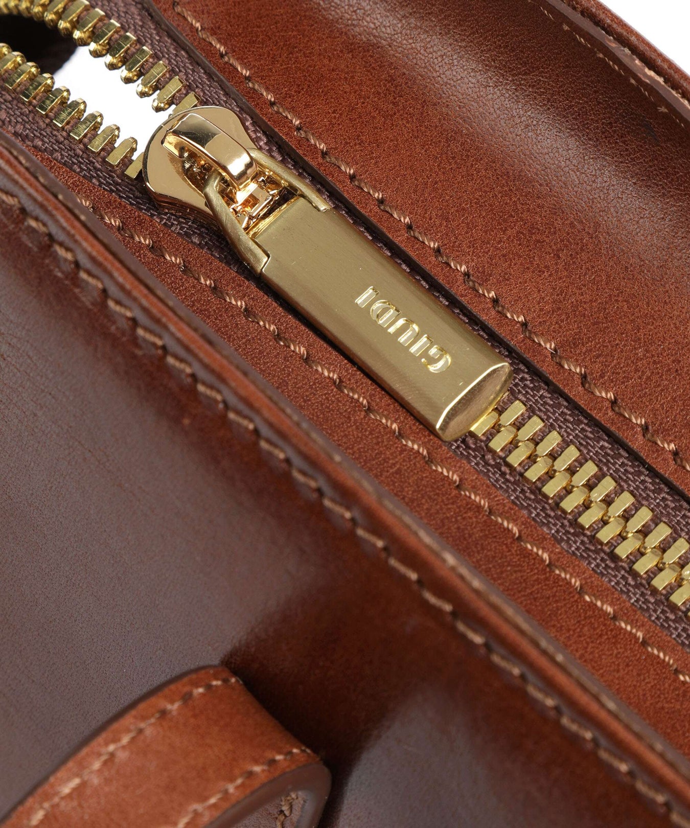 Giudi Shoulder bag brown