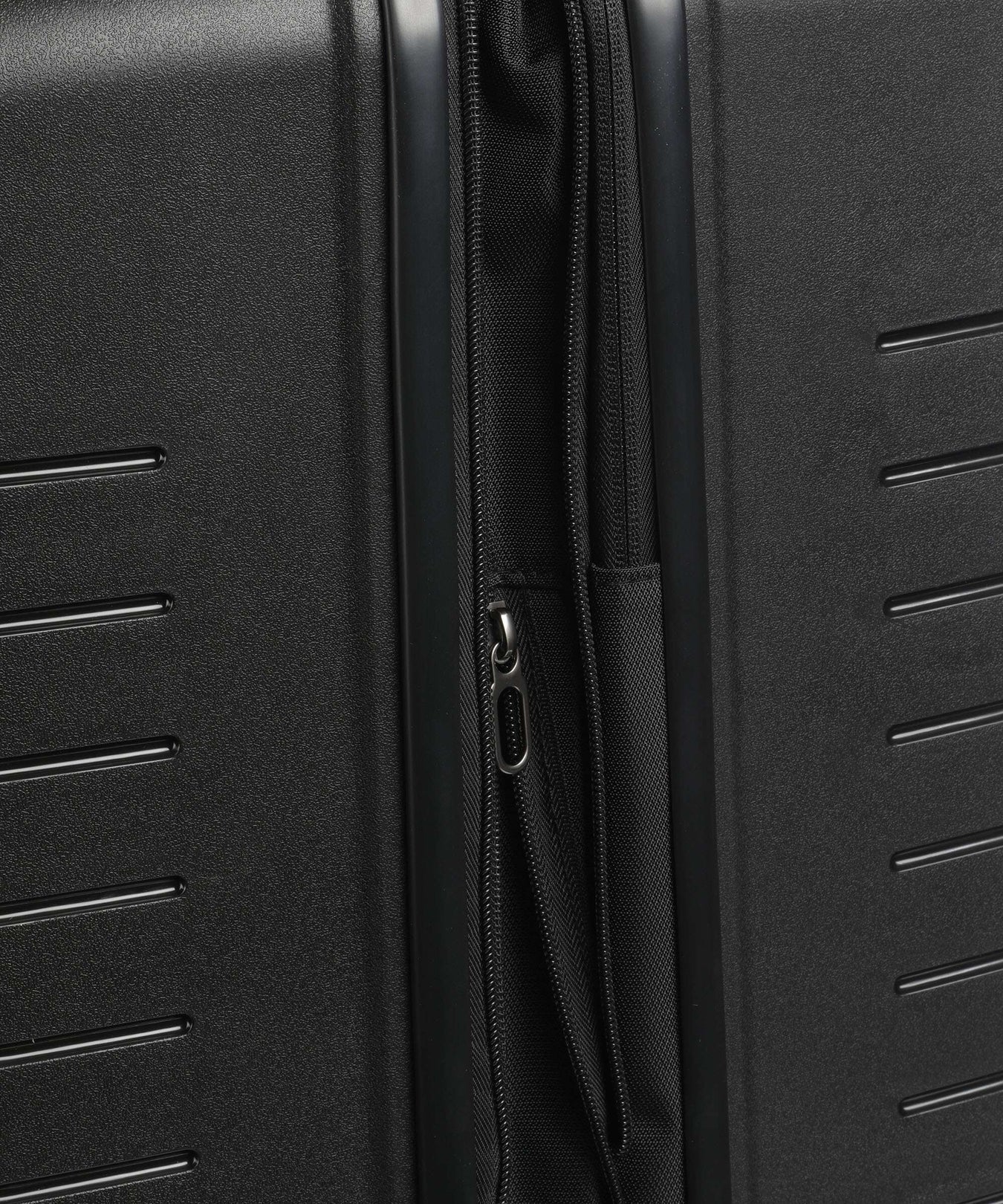 Brics Campbell Spinner (4 wheels) black