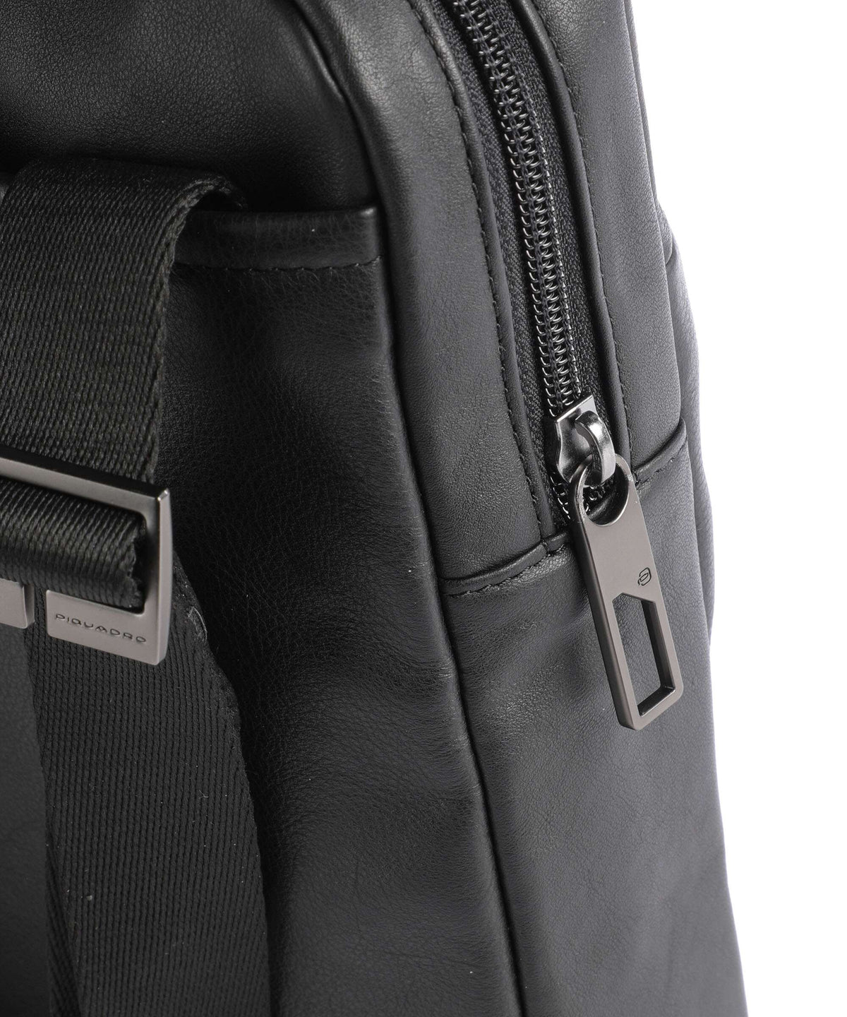Piquadro Akron Crossbody bag black