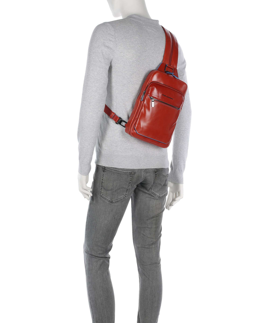 Piquadro Blue Square Sling bag tabacco