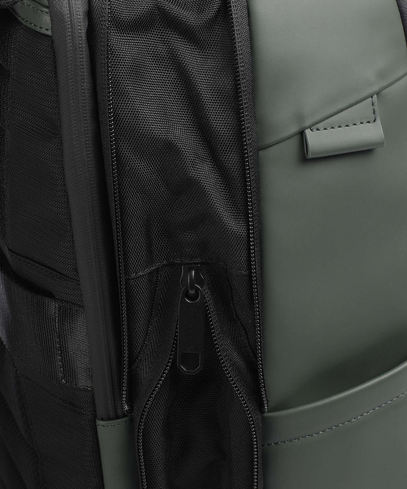 Piquadro Corner Special Backpack green