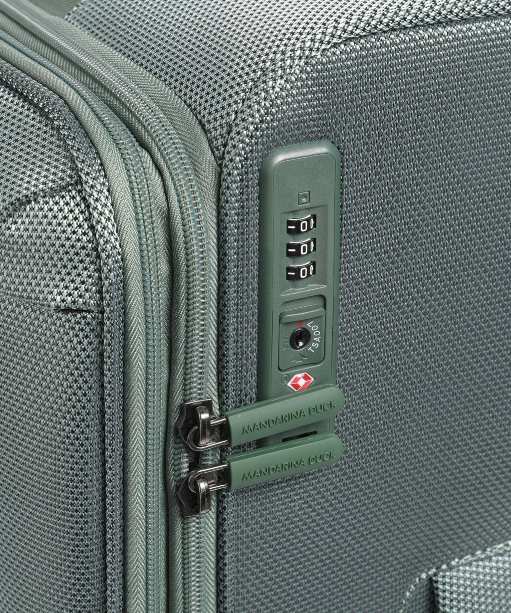 Mandarina Duck Zephyr Spinner (4 wheels) iceberg green