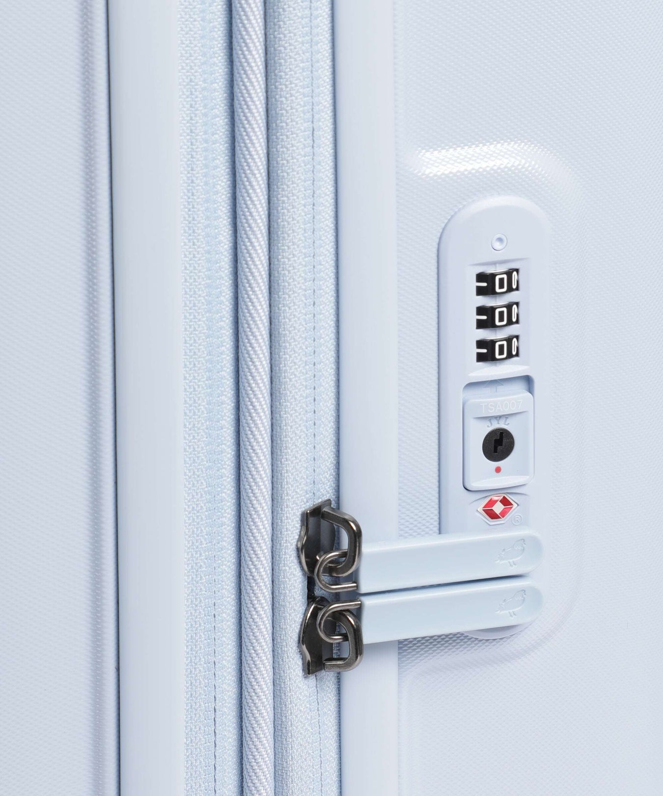 Mandarina Duck Logoduck+ Spinner (4 wheels) skyway