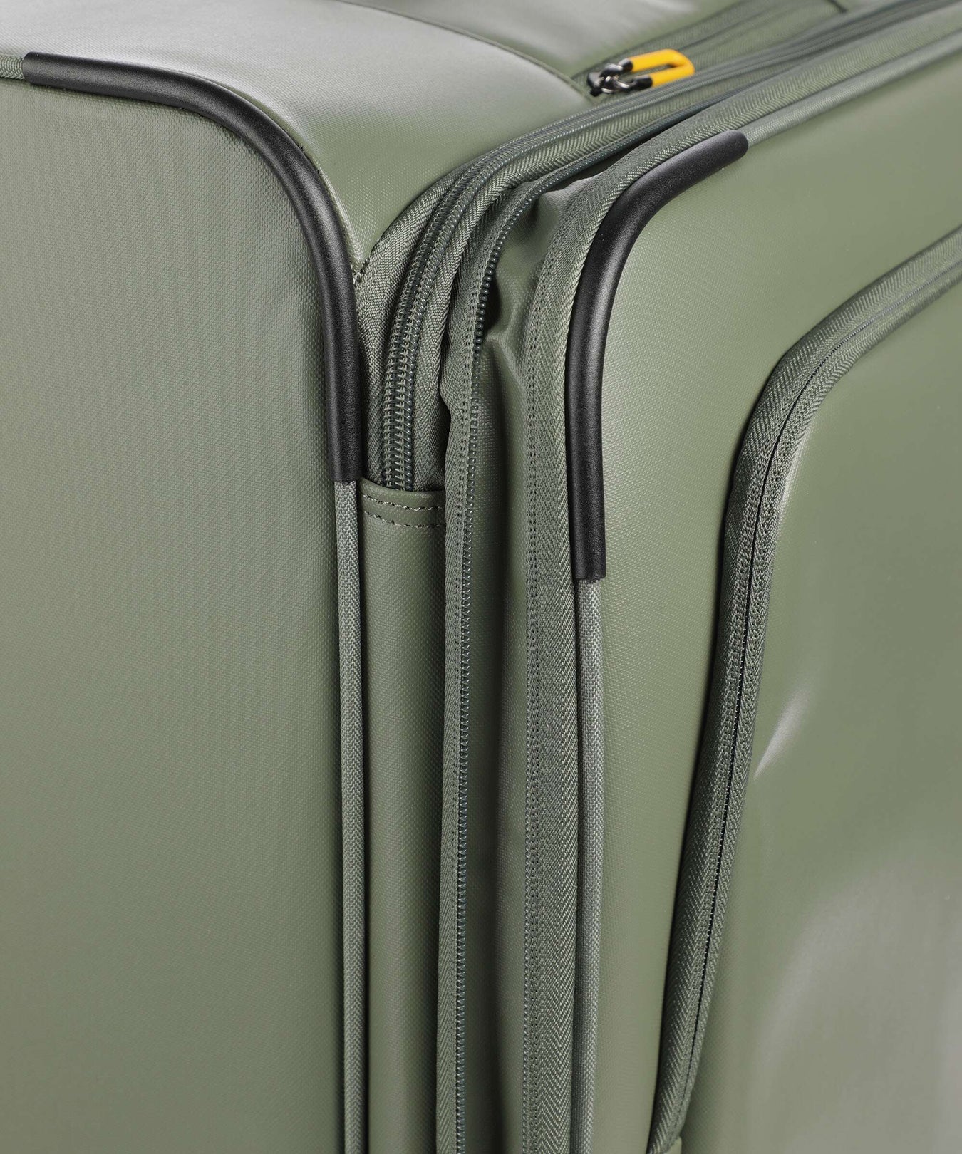 Mandarina Duck Eco Coated Spinner (4 wheels) pine green