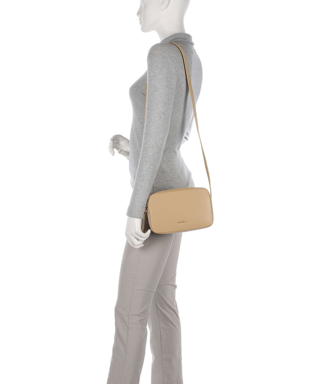 Coccinelle Gleen Crossbody bag fresh beige