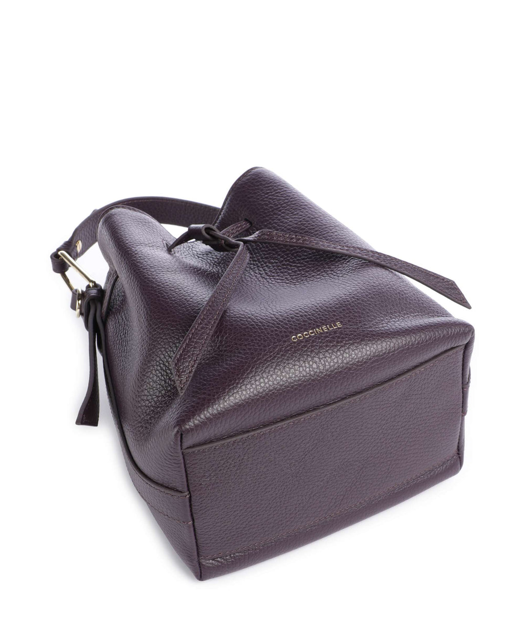 Coccinelle Malory Bucket bag prune