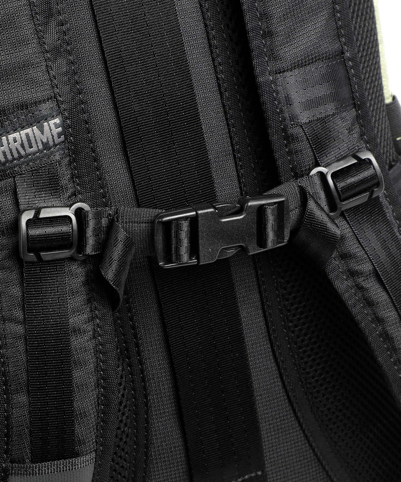 Chrome Ruckas 23L Backpack oil green