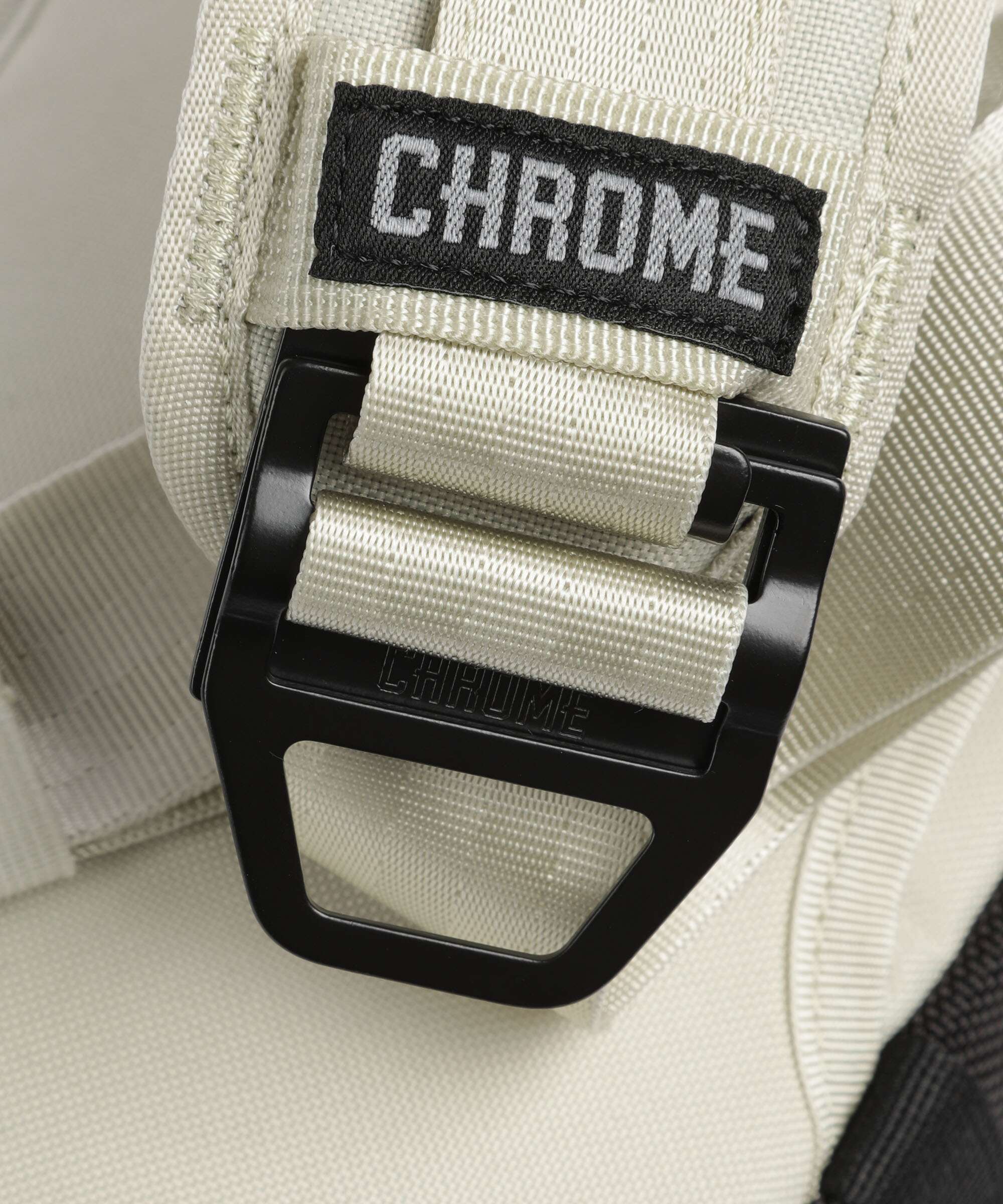 Chrome Kadet Mini Fanny pack sand
