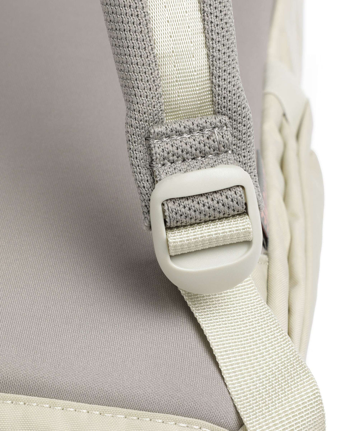 Chrome District Collection Highline 20L Backpack sandstone