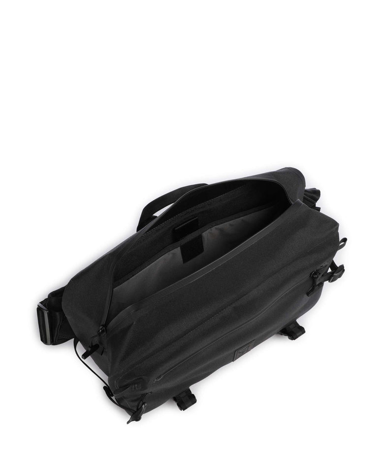 Chrome Kadet Max WP Messenger bag black