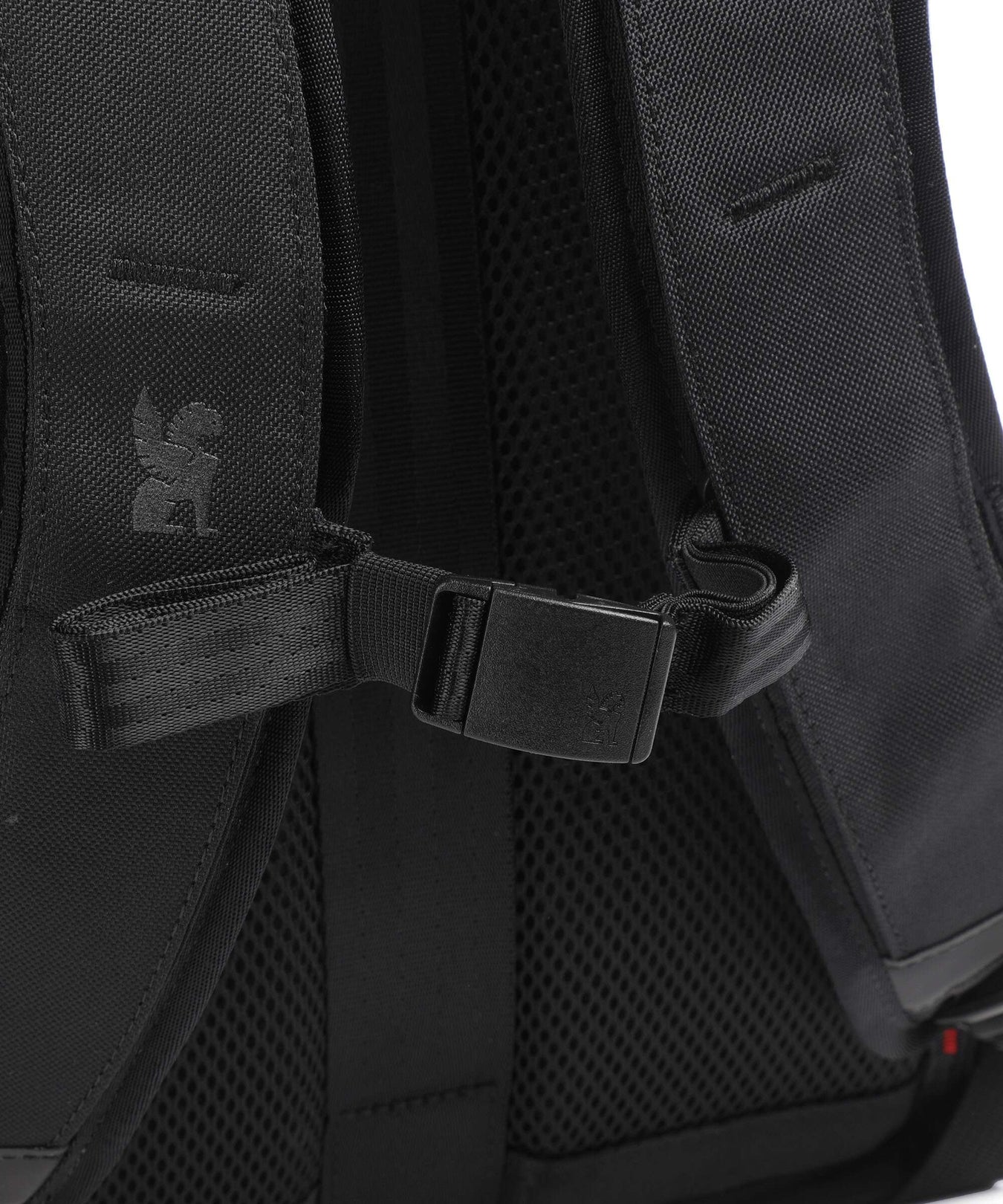 Chrome Hondo 18L Backpack indigo